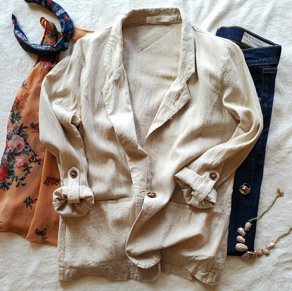 LUNA Linen Blazer